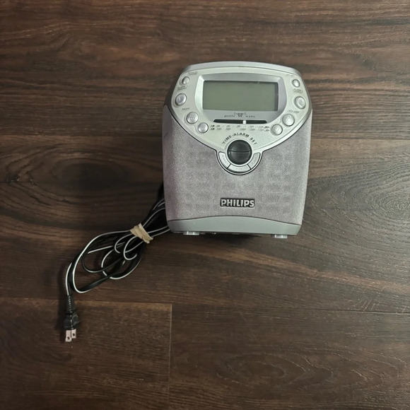 PHILIPS Dual Alarm Clock CD Player AM/FM Radio Model AJ3950/17 - Picture 1 of 7